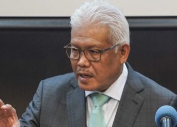 HAMZAH ZAINUDIN