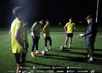 SKUAD Malaysia B-23 meneruskan latihan dengan lima pemain dalam persiapan menghadapi Sukan SEA di Hanoi, bulan depan.