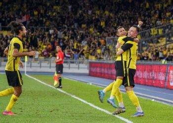 DION Cools (kanan) memberi impak kepada Harimau Malaya.