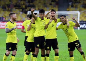 PEMAIN Malaysia meraikan kemenangan ke atas Laos dalam perlawanan kedua Kumpulan B, Piala AFF 2022 di Stadium Nasional Bukit Jalil malam ini.
