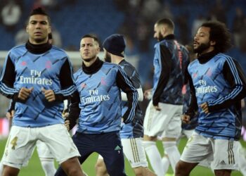 CASEMIRO (kiri) dan Eden Hazard (tengah) disahkan positif Covid-19.