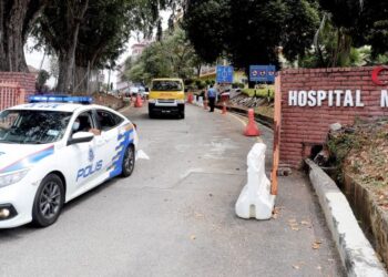 Kerajaan negeri mempertimbangkan pembinaan parkir bertingkat seperti di Hospital Selayang, Selangor bagi mengatasi masalah kesesakan parkir di Hospital Melaka.