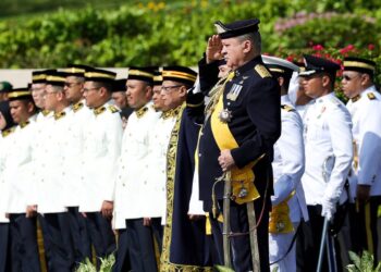 SULTAN IBRAHIM SULTAN ISKANDAR berkenan berangkat merasmikan Mesyuarat Pertama Bagi Penggal Persidangan Kedua Dewan Undangan Negeri (DUN) Johor ke-15 di Bangunan Sultan Ismail, Iskandar Puteri.