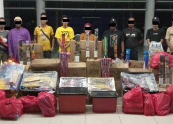 SEMBILAN individu termasuk dua lelaki Indonesia antara yang ditahan kerana menjual mercun tanpa permit dalam sembilan serbuan berasingan di sekitar Kota Tinggi.