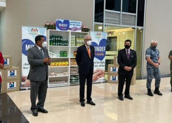 ISMAIL Sabri Yaakob merasmikan pelancaran Mindef Prihatin di Wisma Pertahanan, Kuala Lumpur hari ini. - FOTO/MOHD. FADHLI MOHD. SULAIMAN