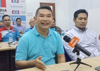 RAFIZI Ramli mempengerusikan mesyuarat Majlis Pimpinan Negeri ( MPN) Johor di Ibu Pejabat PKR negeri, di Johor Bahru.