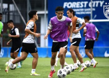 PEMAIN JDT melakukan persiapan akhir di Johor semalam dalam misi membalas dendam ke atas Terengganu FC pada aksi Liga Super di tempat lawan malam ini. – IHSAN JOHOR SOUTHERN TIGERS