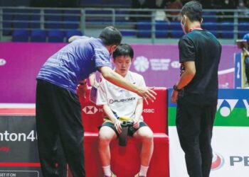 GOH Jin Wei berdepan isu kecergasan ketika tewas kepada pemain Taiwan, Tai Tzu Ying pada pusingan kedua Malaysia Masters di Axiata Arena, Bukit Jalil semalam. – UTUSAN/AMIR KHALID
