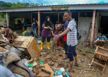 MENYEMAI sikap saling tolong-menolong pada perkara kebajikan dan takwa merupakan saranan yang
jelas berdasarkan perintah Allah SWT. – UTUSAN/SHAHIR NOORDIN