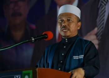 AHMAD YAHAYA