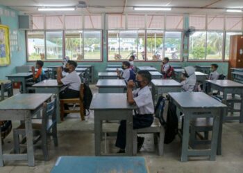 RANCANGAN perumahan baharu perlu memasukkan pembangunan sekolah sebagai salah satu komponen utamanya. - GAMBAR HIASAN