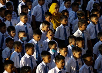 PANTAUaktiviti yang boleh mendedahkan murid kepada keadaan cuaca panas bagi memastikan kesihatan mereka tidak terjejas. - GAMBAR HIASAN