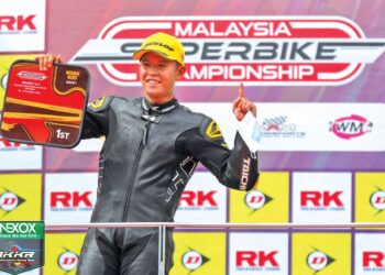 KHAIRUL Idham Pawi membuat kepulangan sempurna dengan menjuarai perlumbaan 600cc pada  Kejohanan Superbike Malaysia di Litar Antarabangsa Sepang semalam.