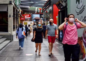 PAKAR ekonomi kita harus mula memikirkan cara bahasa Melayu boleh berperanan penting dalam bidang perniagaan, bermula dengan urusan dalam negara diikuti luar negara pula. – UTUSAN/BALQIS MISHA