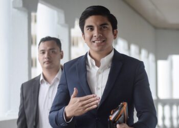 SYED Saddiq Syed Abdul Rahman di Mahkamah Tinggi Kuala Lumpur bagi prosiding bela diri terhadap empat pertuduhan melibatkan dana Armada RM1 juta. -  UTUSAN/MOHD. FIRDAUS MOHD. JOHARI