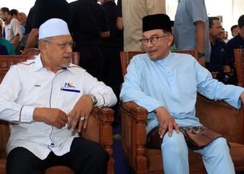 CADANGAN untuk memacu kemajuan Kelantan sudah berada dalam ingatan dan perancangan kerajaan perpaduan sejak mula mengurus tadbir negara. – UTUSAN/KAMARUL BISMI KAMARUZAMAN