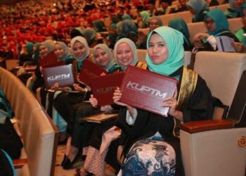 MAJLIS Konvokesyen Ke-6 pada 5 November 2022 di PICC akan menyaksikan seramai 1,384 graduan menerima pelbagai anugerah dalam bidang masing-masing.