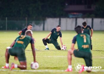 PEMAIN Kedah menjalani latihan di Alor Setar baru-baru ini menjelang pertemuan dengan Melaka United malam ini.