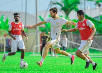 PEMAIN Kelantan menjalani latihan akhir semalam menjelang aksi Liga Perdana menentang Negeri Sembilan hari ini.