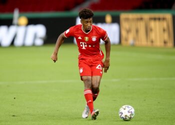 KINGSLEY Coman meledak gol kemenangan Bayern Munich.