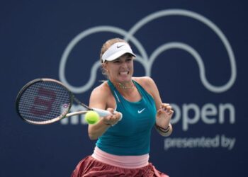 Linda Fruhvirtova muncul pemain termuda mara ke peringkat 16 terakhir Terbuka Miami sejak 2004.-AFP