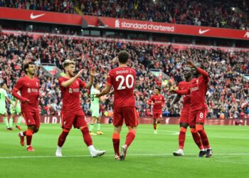 PEMAIN Liverpool meraikan jaringan Diogo Jota ketika menentang Athletico Bilbao dalam aksi persahabatan di Anfield semalam. - IHSAN LIVERPOOL FC