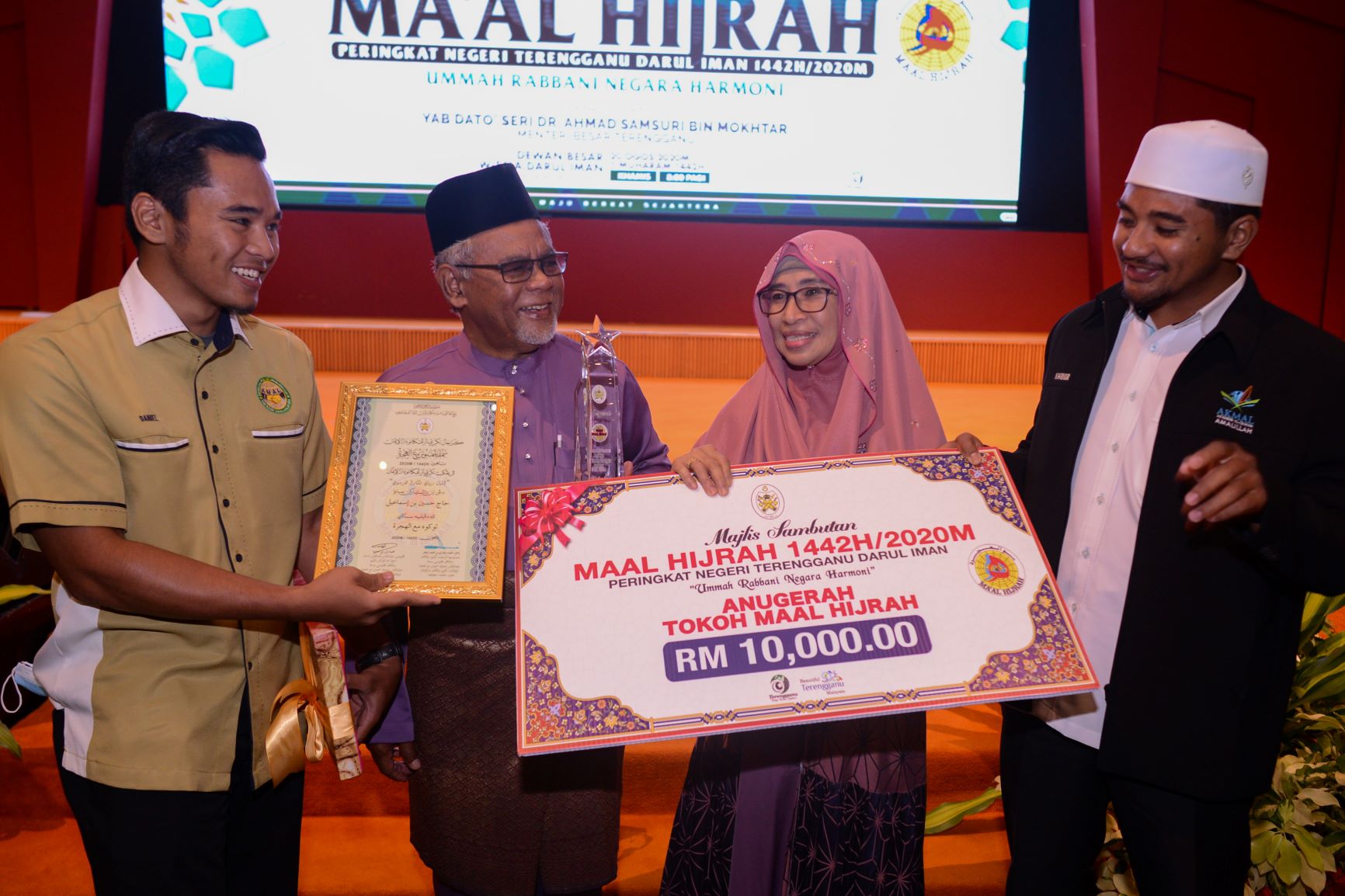 Presiden Yayasan Amal Malaysia, Tokoh Maal Hijrah ...