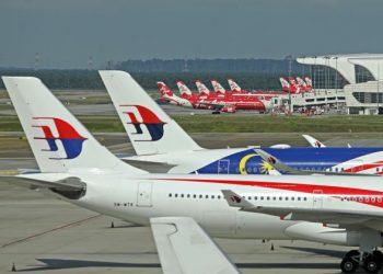 Industri penerbangan negara dijangka mengalami kerugian RM13 bilion tahun ini. – UTUSAN/ASWAD YAHYA