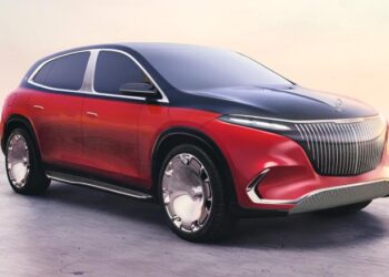 MERCEDES-Maybach EQS, SUV mewah  antara model kenderaan elektrik yang dijangka dikeluarkan oleh syarikat itu. - AGENSI