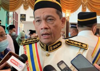 HAMIDIN Mohd. Amin ketika ditemu pemberita selepas menerima Darjah Cemerlang Seri Melaka sempena Sambutan Hari Jadi Yang Ke-71 Yang Dipertua Negeri Melaka, di Ayer Keroh, Melaka hari ini.