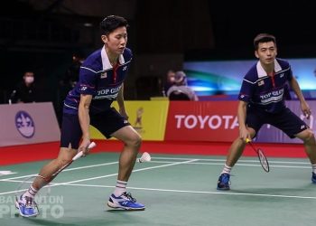 GOH V Shem (kiri) dan Tan Wee Kiong.