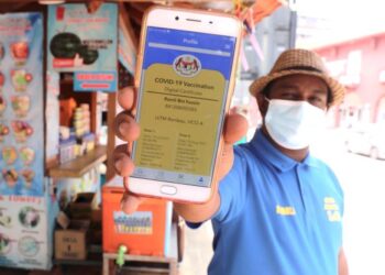 MEREKA yang mencipta sijil vaksinasi palsu dianggap zalim terhadap masyarakat sekeliling dan mengkhianati negara.