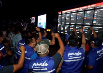 PERATUSAN undi popular Barisan Nasional (BN) dan undi majoriti ramai calonnya dalam Pilihan Raya Negeri (PRN) Melaka dikatakan tidak besar. – UTUSAN/AMIR KHALID