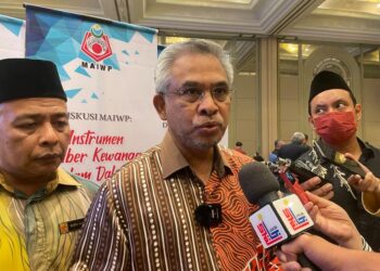 MOHD DAUD BAKAR