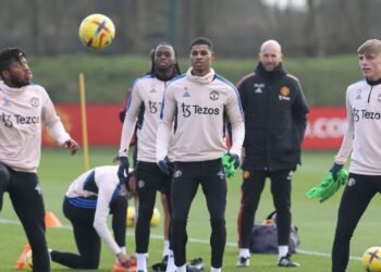 PEMAIN Manchester United menjalani latihan akhir semalam sebelum berdepan pertarungan paling mencuri tumpuan dalam Liga Perdana Inggeris, menentang musuh ketat, Liverpool di Anfield awal pagi esok. – IHSAN MANCHESTER UNITED