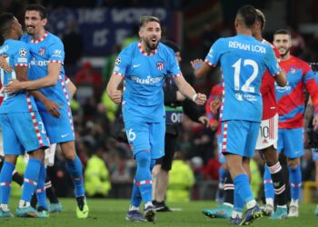 PEMAIN Atletico Madrid meraikan kejayaan menumpaskan Manchester United dalam saingan Liga Juara-Juara di Old Trafford hari ini.