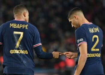 KYLIAN Mbappe mengkritik Achraf Hakimi  secara terbuka dalam satu perlawanan liga musim lalu.