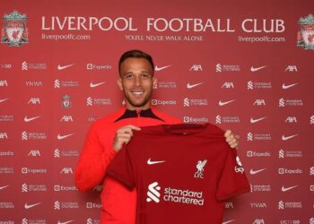 ARTHUR MELO