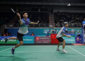 AKSI Yew Sin-Ee Yi tewaskan gandingan Taiwan yang menghuni ranking ke-15 dunia, Lu Ching Yao-Yang Po Han di Terbuka Malaysia, semalam.-UTUSAN/SHIDDIEQIIN ZON