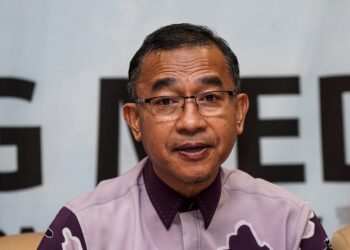 DR NOOR AZMI GHAZALI