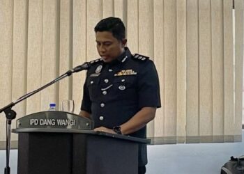 NOOR Dellhan Yahaya berucap dalam program bersama media di Ibu Pejabat Polis Daerah Dang Wangi, Kuala Lumpur, hari ini. 