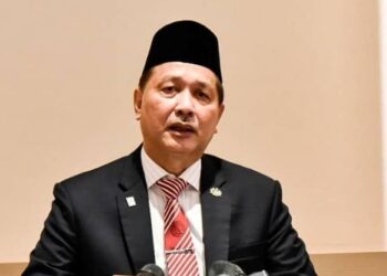 NOOR HISHAM ABDULLAH