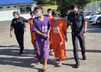 SEORANG ahli Geng Sunda Piang (dua dari kanan) yang aktif mencuri motosikal di sekitar Kuala Pilah dijatuhkan hukuman penjara empat tahun di Mahkamah Majistret Kuala Pilah. - FOTO/NOR AINNA HAMZAH