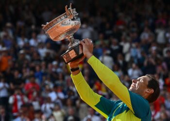 RAFAEL Nadal ketika menjuarai Terbuka Perancis bulan lalu.