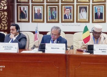 WAN ZAIDI Wan Abdullah pada Mesyuarat Terbuka Luar Biasa Jawatankuasa Eksekutif OIC di Jeddah, Arab Saudi semalam. - IHSAN WISMA PUTRA