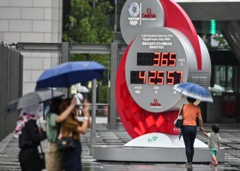 SAMBUTAN setahun menjelang Sukan Olimpik Tokyo tidak langsung diraikan akibat pandemik Covid-19 yang masih membimbangkan. - AFP