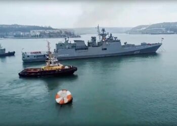 KAPAL tentera laut Russia berlabuh di Sevastopol, Crimea di Laut Hitam. - AGENSI