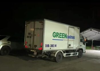 SERAMAI 15 warga Vietnam ditemukan dalam sebuah trak sejuk beku. - AGENSI
