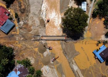 BALING, 29 Julai 2022 - Pemandangan dari udara keadaan terkini kawasan yang teruk dilanda banjir lumpur buat kali kedua semalam selepas bencana kepala air dan banjir buat kali pertama pada awal bulan lalu di Kampung Iboi hari ini. UTUSAN/ SHAHIR NOORDIN