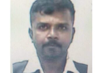 POLIS sedang mengesan suspek P. Manimaran yang melarikan diri selepas melakukan rompakan dan tetak di Pasar Parit Buntar semalam.